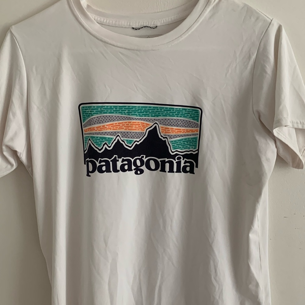 Patagonia Cool dry performance shirt